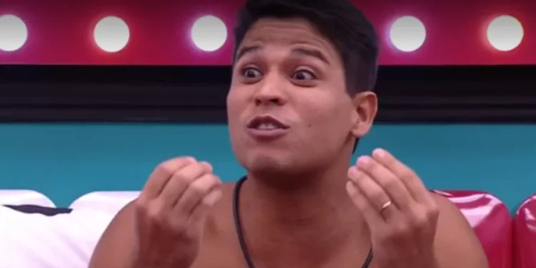 Guilherme em conversa com Aline após o Sincerão na madrugada desta terça-feira (11) • Reprodução/Globoplay