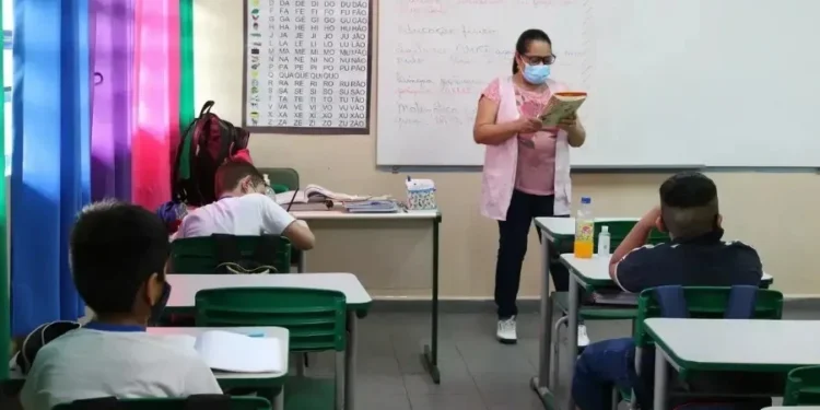 Professores podem inscrever seus projetos • Rovena Rosa/Agência Brasil