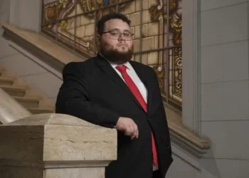 Silvano Furtado busca apoio para participar de um congresso internacional sobre deficiência — Foto: Arquivo pessoal