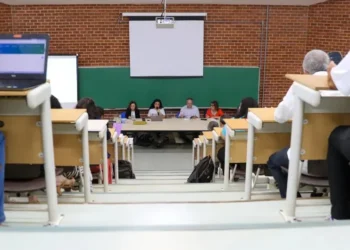 Acesso ao ensino superior pelo Fies tem caído nos últimos anos • Fabio Rodrigues-Pozzebom/Agência Brasil