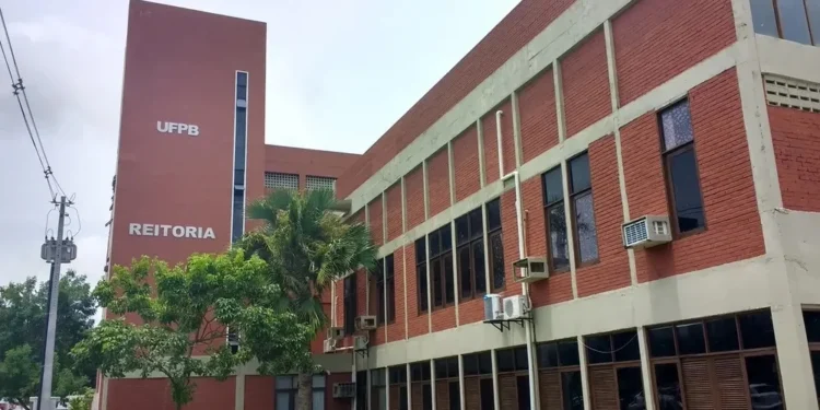 Reitoria da Universidade Federal da Paraíba (UFPB) — Foto: Krystine Carneiro/G1