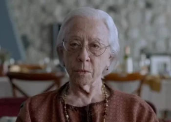 Fernanda Montenegro em "Ainda Estou Aqui" • Reprodução