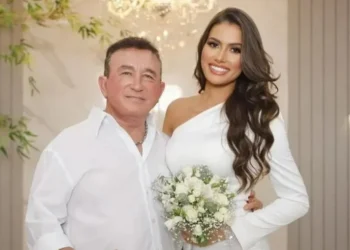 Calita e Amado Batista se casaram em uma cerimônia intimista • Instagram/Calita Franciele Miranda de Souza