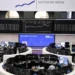 Bolsas da Europa sobem levemente antes de votação na Alemanha