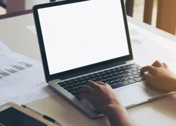 O segmento eletrodomésticos, que vinha aumentando, virou o sinal e apresentou uma queda nos preços de 1,2% • Foto: Suksao/Freepik