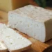 Gripe aviária: vírus sobrevive em queijo de leite cru por meses, diz estudo