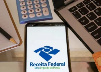 Expectativa do governo é de que a ampliação da faixa de isenção seja implementada a partir de 2026 • Reprodução/Adobe Stock