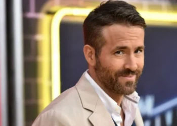 Ator Ryan Reynolds é conhecido por seu papel em "Deadpool" e outras comédias • Steven Ferdman/Getty Images