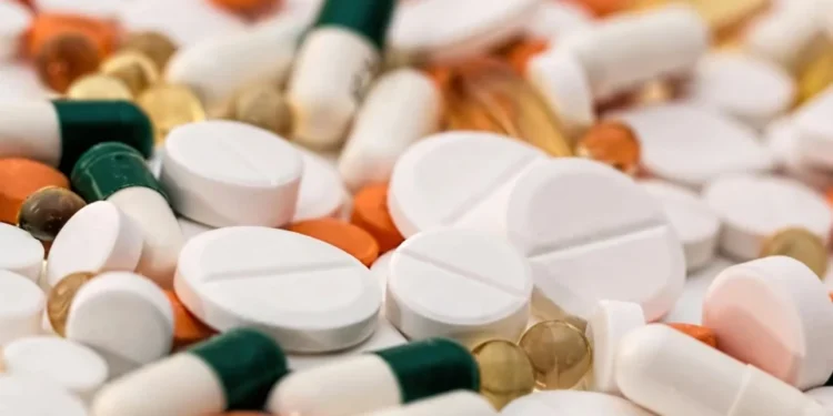 Resolução permite que farmacêuticos prescrevam medicamentos