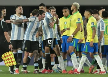 Confusão em Argentina 4 x 1 Brasil pelas Eliminatórias • Marcelo Endelli/Getty Images