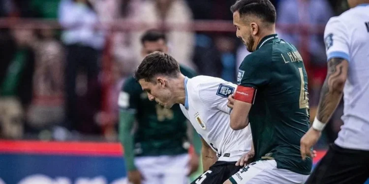 Lance de Bolívia x Uruguai pelas Eliminatórias da Copa do Mundo de 2026 • Reprodução/X/Seleção do Uruguai