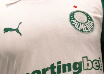 Palmeiras diz que camisa vale R$ 270 milhões com novos patrocínios; entenda a conta