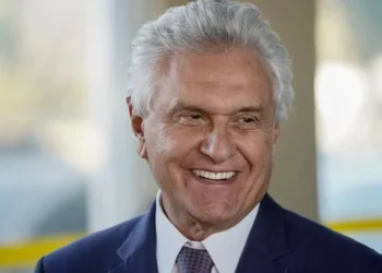 Caiado define slogan de pré-campanha: “Coragem para endireitar o Brasil”