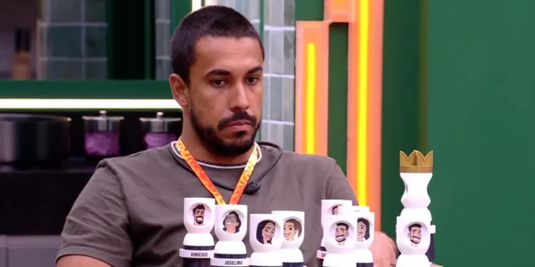 BBB25: Maike pega informações na Central do Líder e tenta prever Paredão