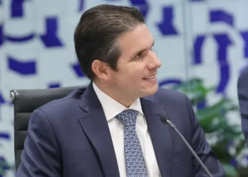 Com Hugo de volta, oposição se mobiliza para pressão por projeto de anistia