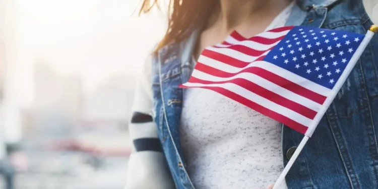 Fundação oferece bolsa de estudo que cobre custo de vida nos EUA