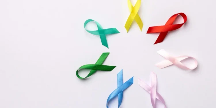 Descoberta de câncer em fase inicial pode torná-lo 100% curável