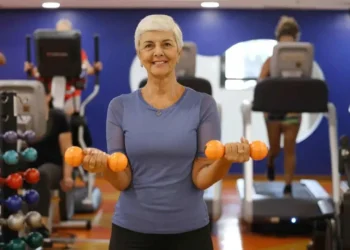 No grupo que praticou musculação, todos os indivíduos apresentaram melhoras de memória e na anatomia cerebral crédito: Rovena Rosa/Agência Brasil