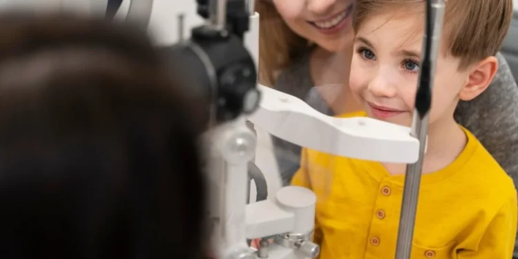Abril Marrom: doenças oculares também afetam as crianças