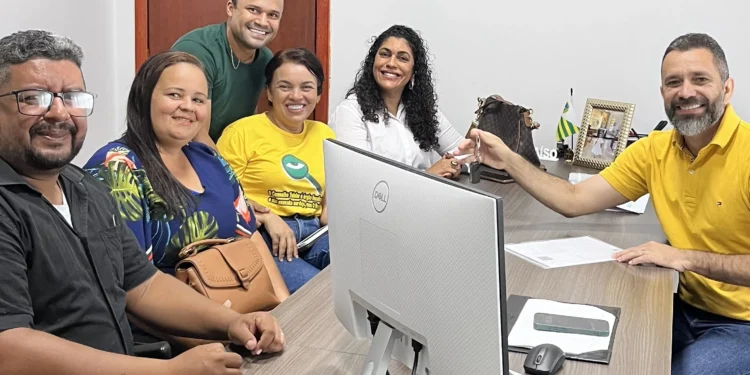 Prefeitura de Paraíso repassa veículo ao Conselho Tutelar