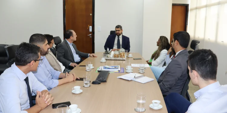 Segurança Pública e Universidade Federal do Tocantins assinam Termo de Cooperação Técnica de estágio para universitários  