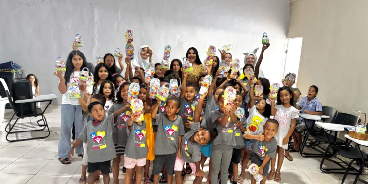 Deputada Janad Valcari compartilha o espírito da Páscoa com entrega solidária de ovos de chocolate