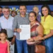 Governador Wanderlei Barbosa entrega título de propriedade a moradores do Jardim Aureny e Arses - Crédito: Esequias Araujo/Governo do Tocantins