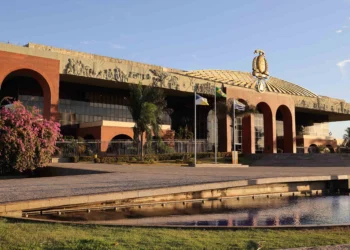 Governador Wanderlei Barbosa decreta luto oficial pelo falecimento do Papa Francisco, honrando seu legado de paz e solidariedade (Crédito da foto: Adilvan Nogueira/Governo do Tocantins)
