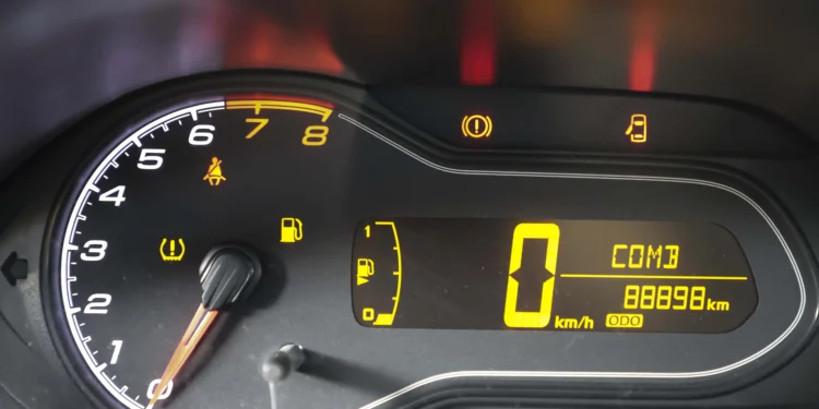 Andar na reserva: Detran/TO explica os riscos e penalidades de transitar com a gasolina do veículo no limite