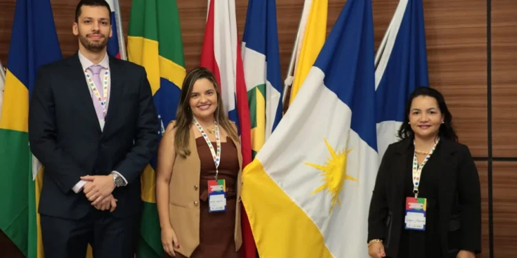 Governo do Tocantins fortalece escuta social e transparência na gestão pública em Encontro Regional