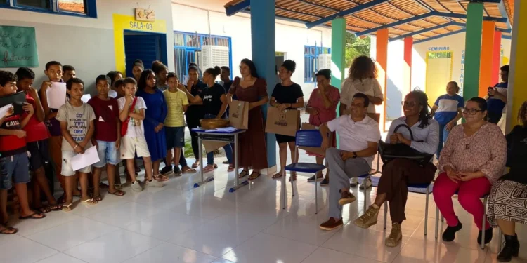 Estudantes apresentaram músicas tradicionais da Comunidade Mumbuca