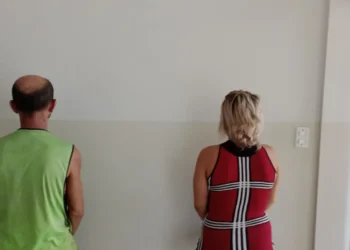 Ambos investigados foram localizados na Vila Mutirão, em Alvorada - Divulgação PCTO