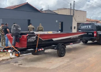 Barco apreendido durante a operação em Araguaína - Divulgação PCTO