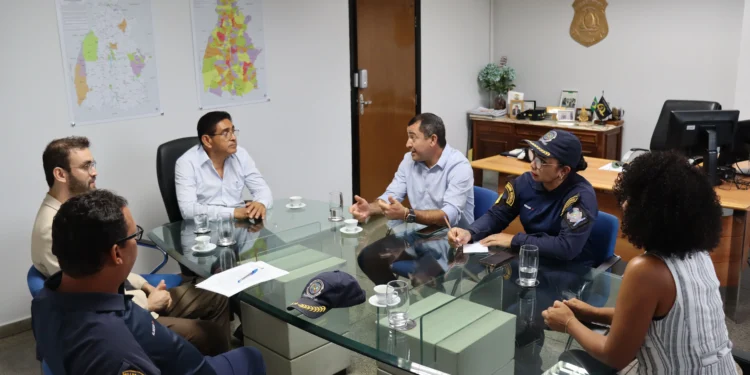 Emissão de carteiras funcionais é pauta de reunião entre a SSP/TO e a Guarda Municipal de Porto Nacional  