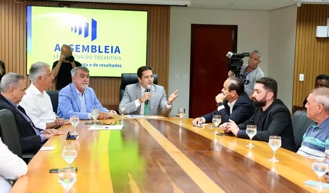 Olyntho reúne setor produtivo para tratar sobre o novo Zoneamento Ecológico-Econômico do Tocantins