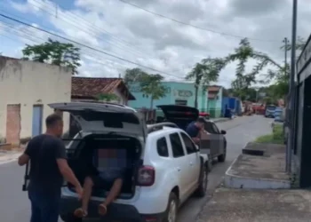 Homens presos foram conduzidos para a Delegacia e depois entregues à custódia do Sistema Penal - Divulgação PCTO