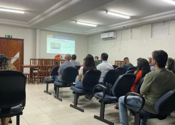 A palestra está sendo ministrada pelo renomado perito criminal Paulo Henrique Weisse em Gurupi - Foto: Divulgação PCTO