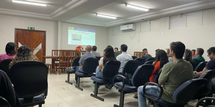 Policiais Civis da 7ª Delegacia Regional em Gurupi participam de palestra sobre Genética Forense