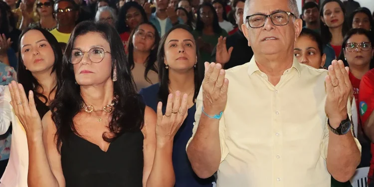 Governo do Tocantins prestigia programação da Semana Santa da Serra do Estrondo, em Paraíso, e anuncia projeto para rota de turismo religioso