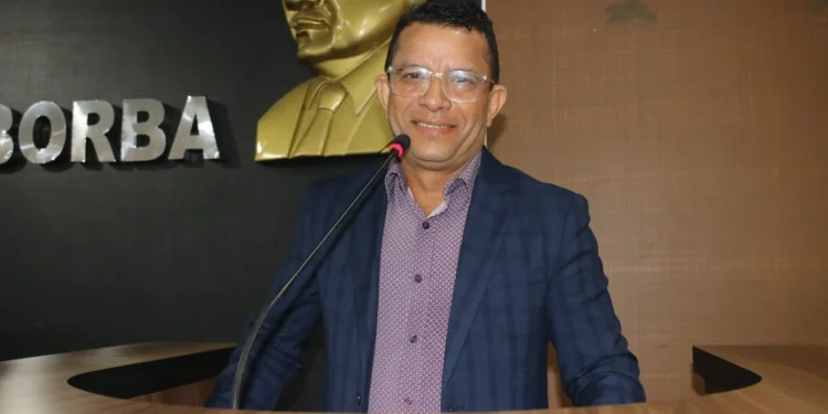 Projeto de Lei de Paulinho Cavalcante Institui Programa Saúde em Casa