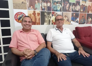 Presidente e Tesoureiro da ACIAM visitam redação do PORTAL LJ