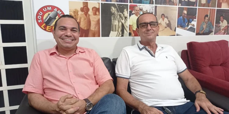 Presidente e Tesoureiro da ACIAM visitam redação do PORTAL LJ