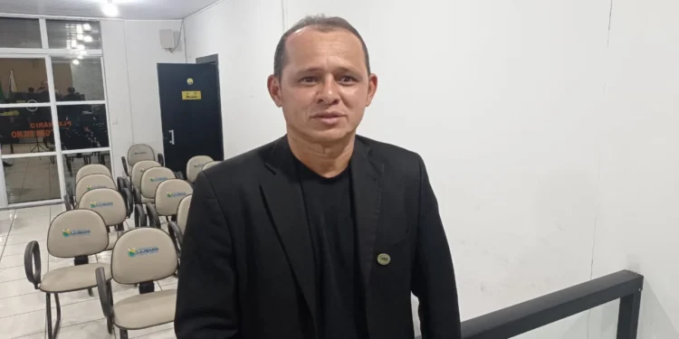 Xirica defende ampliação de Escola em Lajeado