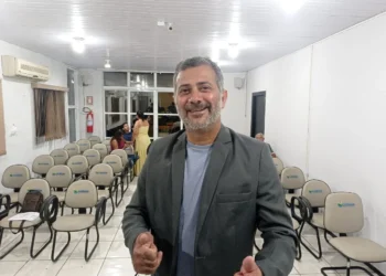 Márcio Brito quer qualificar banheiros na Ilha Verde e Praia do Segredo