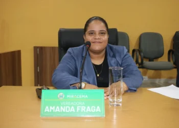 Vereadora Amanda Fraga indica necessidade de Projeto para doação de Próteses Dentárias.