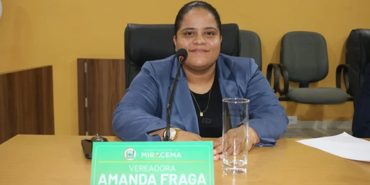 Vereadora Amanda Fraga indica necessidade de Projeto para doação de Próteses Dentárias.