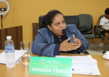 Manutenção do campo de futebol do Santa Rosa é pedida por Netinho do Povo