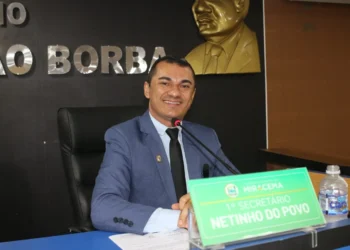 Manutenção do campo de futebol do Santa Rosa é pedida por Netinho do Povo