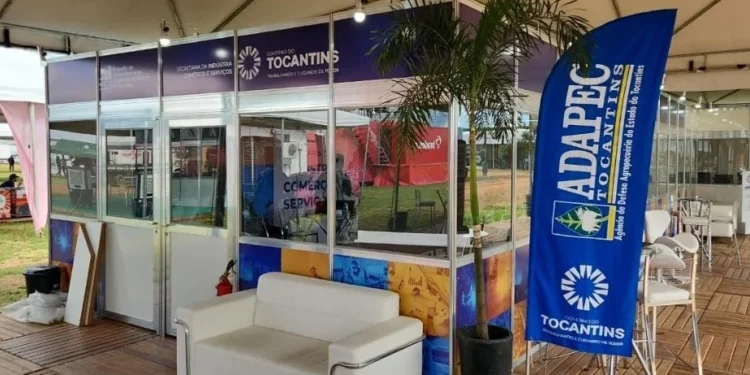 Adapec promove ações de educação sanitária na Feira Agro 360 em Peixe