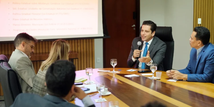 Olyntho coordena apresentação do ZEE ao setor produtivo do Tocantins